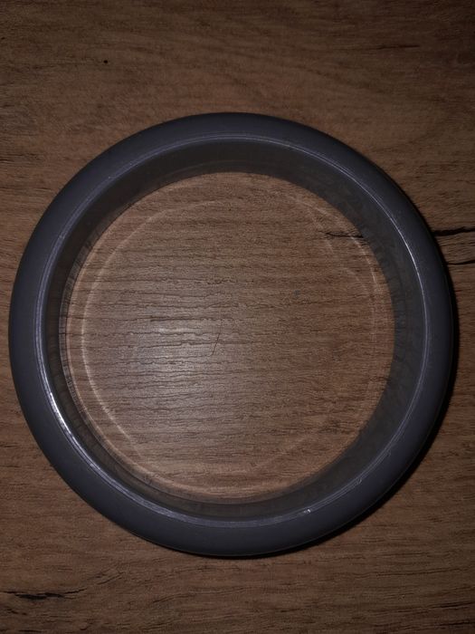 Bransoleta PRL-u plastik