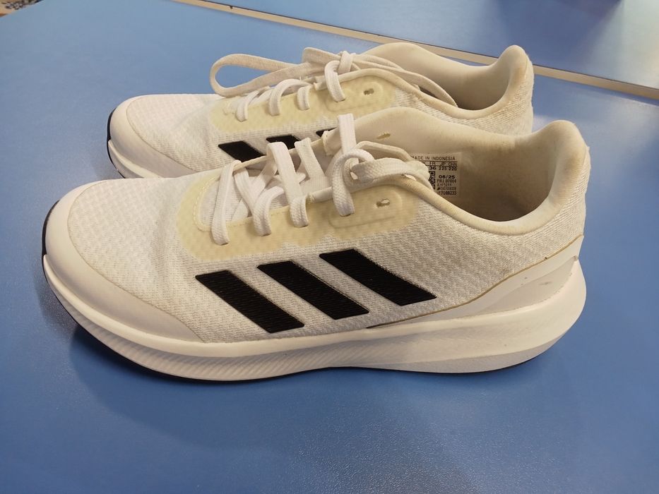 Sapatilhas Adidas Novas