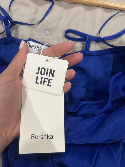 Vestido midi Bershka