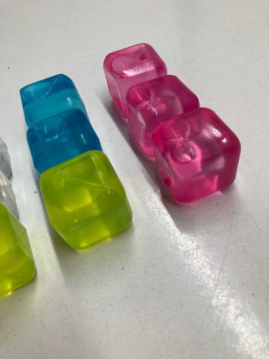 9 Reusable Ice Cubes425179226487531522