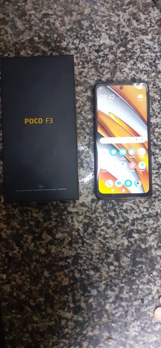 Poco f3 8gb / 256 gb (usado com ecrã novo e a estrear)