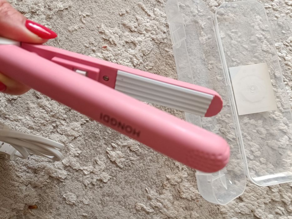 Плойка-гофре для прикореневого об'єму, міні у пластиковому кейсі.