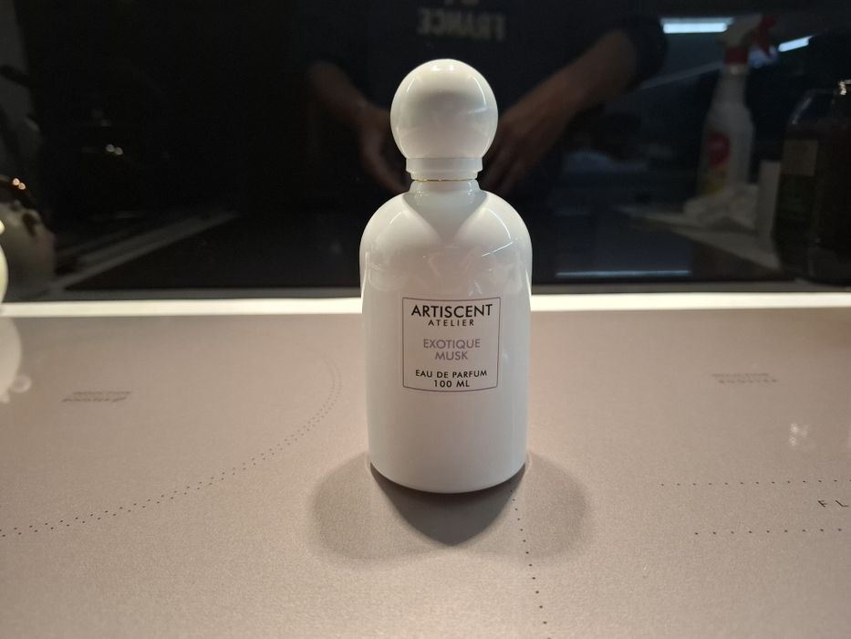 Perfumy damskie UNIKAT Artiscent, Exotique Musk 100ml  śliwka, piżmo