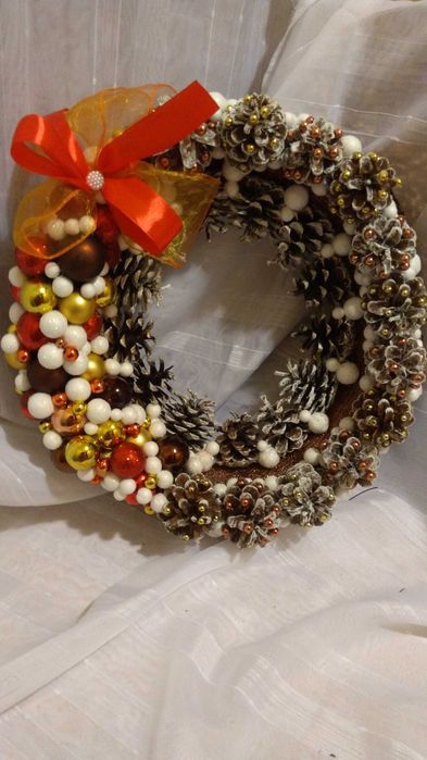 Dekoracyjne wieńce świąteczne