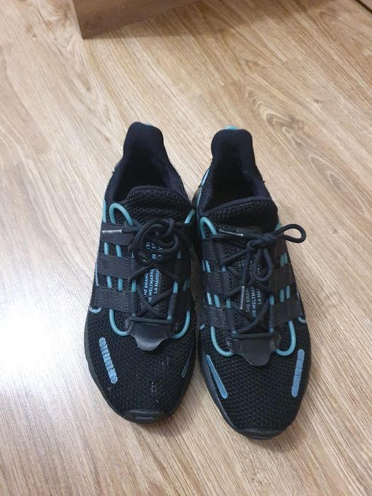 Buty Adidas Lxcon