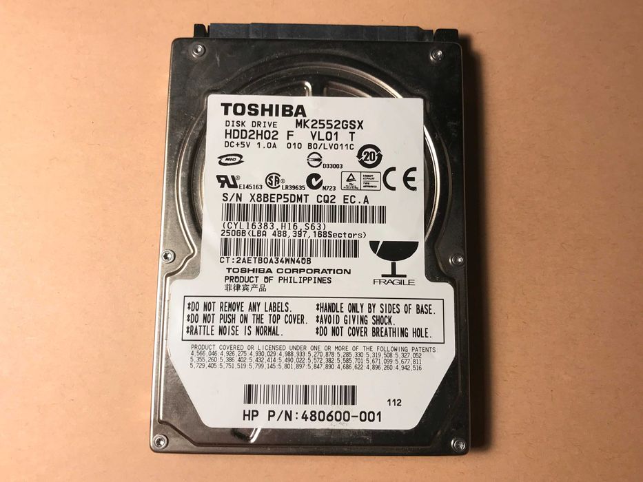 Disco HDD TOSHIBA de 250 GB.