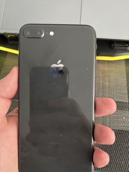 Iphone 8 Plus 64Gb