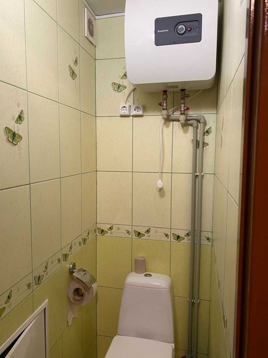 Продам кімнату на вул. Монюшка за 5000$