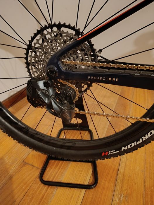 Trek supercaliber caliber 9.8 M/L