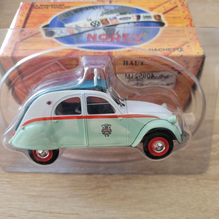 Carro miniatura Citroën