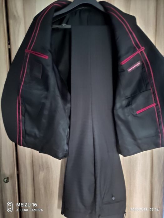 Класичний сучасний костюм GIOTELLI 48-50/182