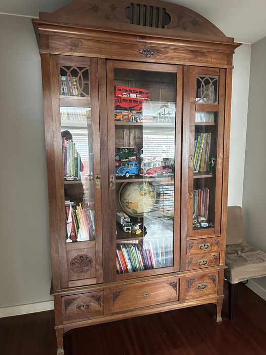 Movel estante vitrine antigo