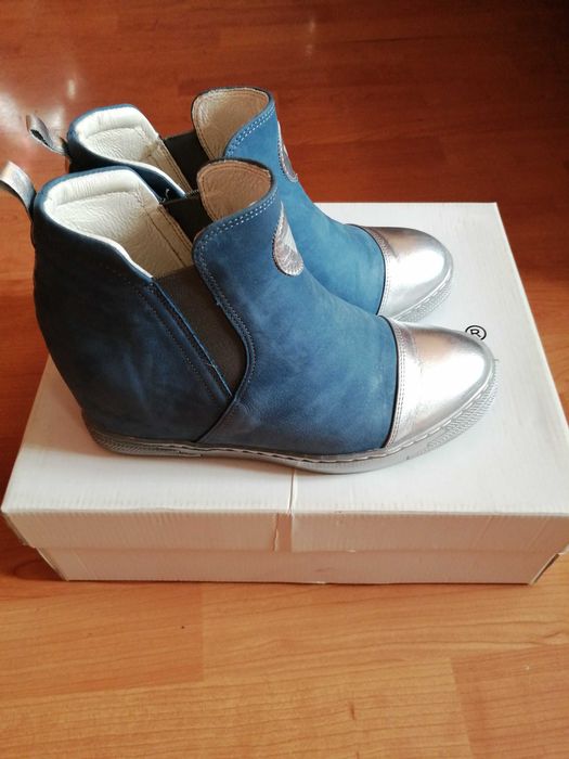 Sneakersy KARINO ze skóry