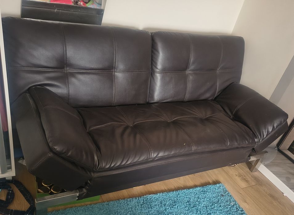 Skórzana kanapa rozkladana