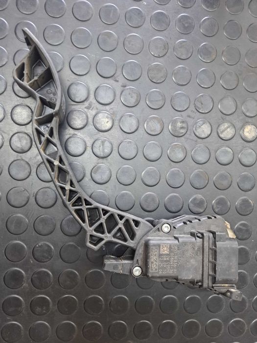 Pedał gazu, potencjometr Ford Kuga Mk1 3M51-9F836-AH