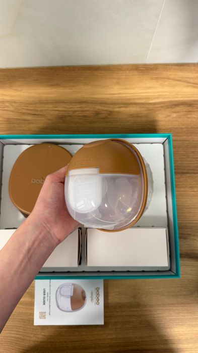 Продам молоковідсмоктувач Baboo Electric Wearable Hands-free Breast Pump