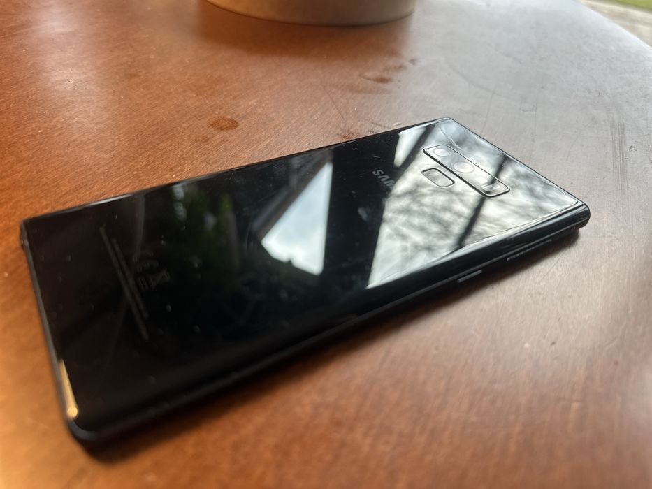 Samsung Galaxy Note 9 z rysikiem bluetooth