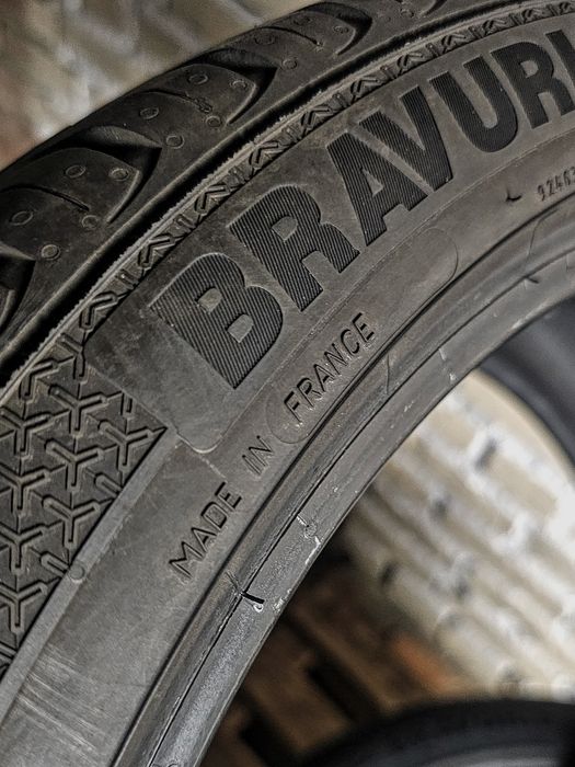 Як нові 225/40r18 Barum | France | 8mm | 2022 | Преміум шини | Ідеал