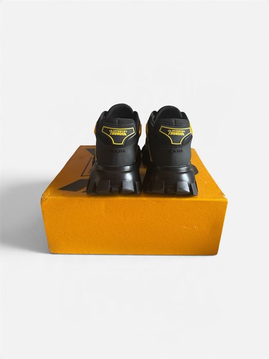 кросівки чорно жовті Prada cloudbust Thunder