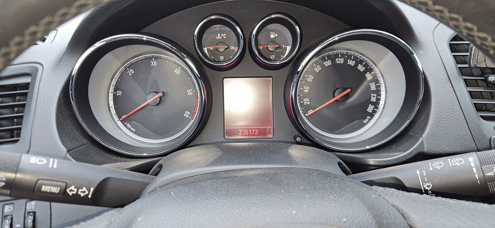 Opel Insignia 2.0