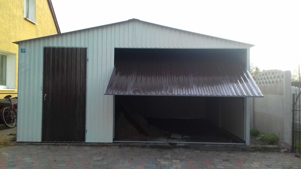 Garaż  blaszany 5x5 dwuspadowy
