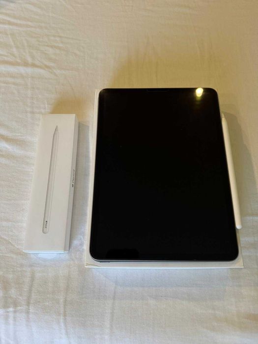 Apple iPad Pro 11" 4th Gen 128GB + Apple Pencil 2nd Gen