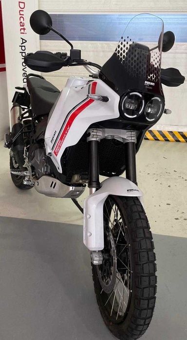 Ducati DesertX 2022