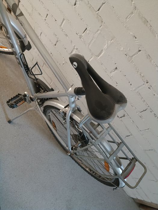 Giant Express – wygodny rower miejski / trekkingowy – bardzo dobry sta