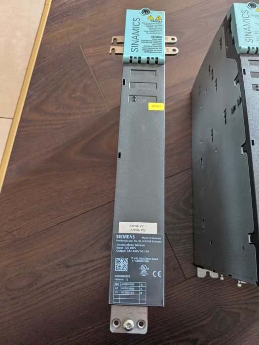 Siemens SINAMICS S120 Double Motor Module 6SL3120-2TE21-0AA3 | 9A/9A | Stan Bardzo Dobry