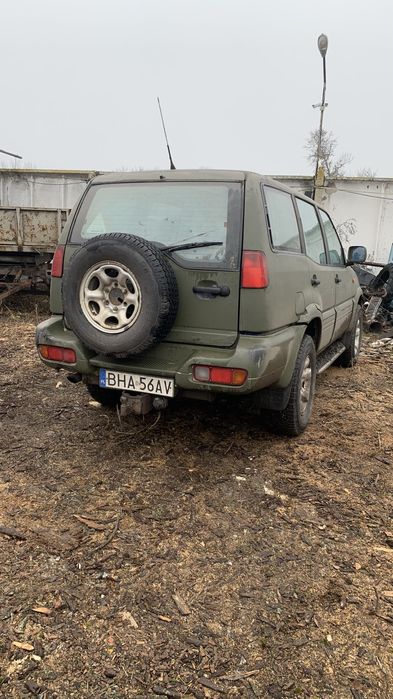 Нісан терано 2.7тді