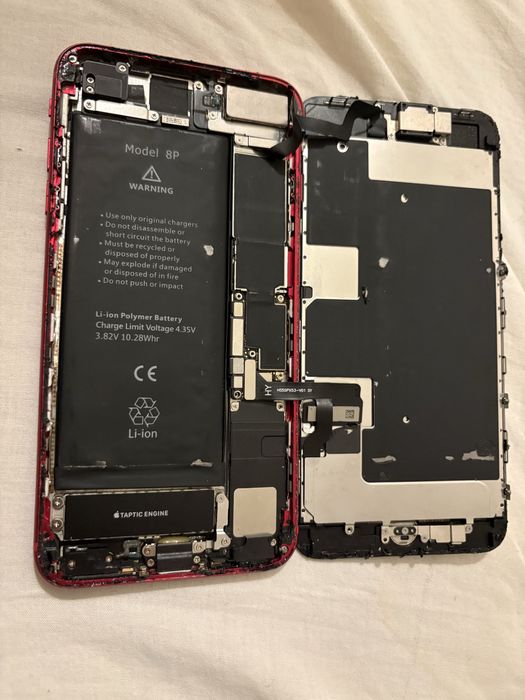 iPhone 8 Plus (PRODUCT RED) – para peças – 20€