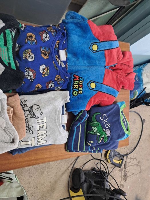 Roupa criança 2 a 5 anos