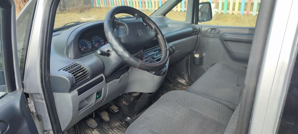 Продам Пежо експерт пасажир