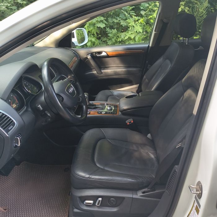 Audi Q7 2015 року