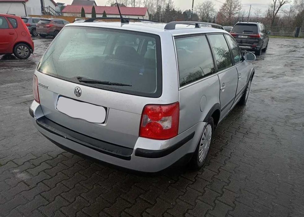 Passat B5 FL czesci kombi 1.9 tdi 1.6 alz, L041 LA7W na części