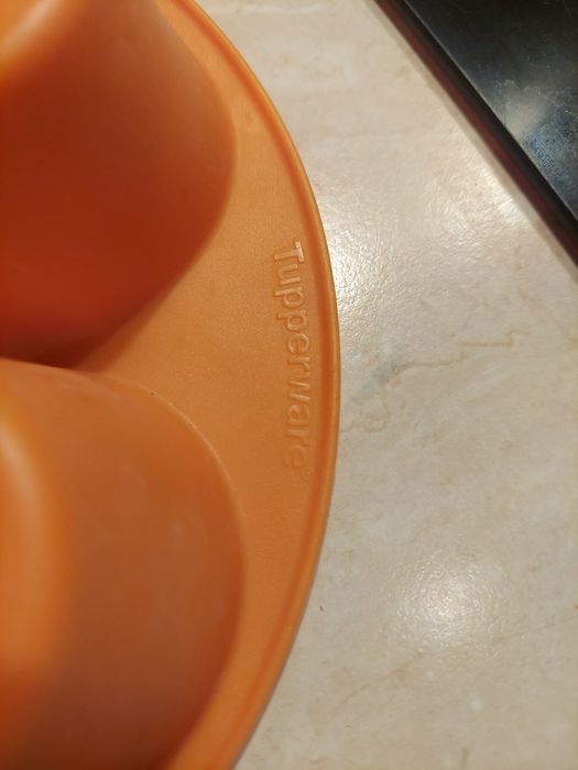 Форма для маффинов тапервар