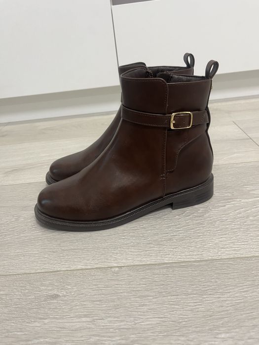 Черевики коричневі 36 розмір демисезон. Екошкіра