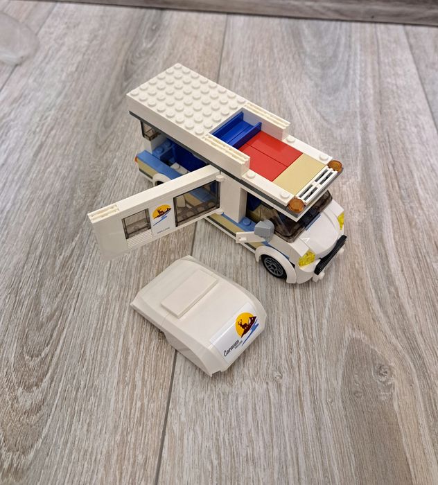 Lego City Дом на колёсах 60283