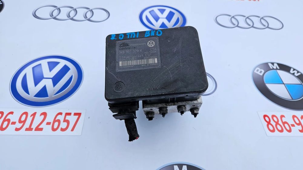 Audi A3 8P Pompa hamulcowa ABS Sterownik pompy 1K0907379K 1K0614517H
