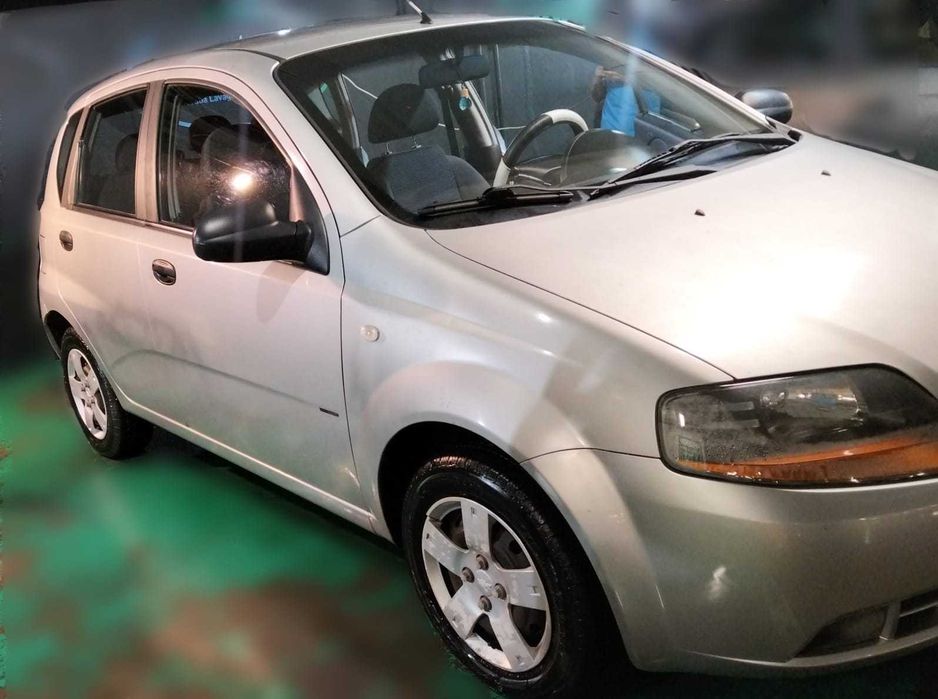 Carro Chevrolet Aveo