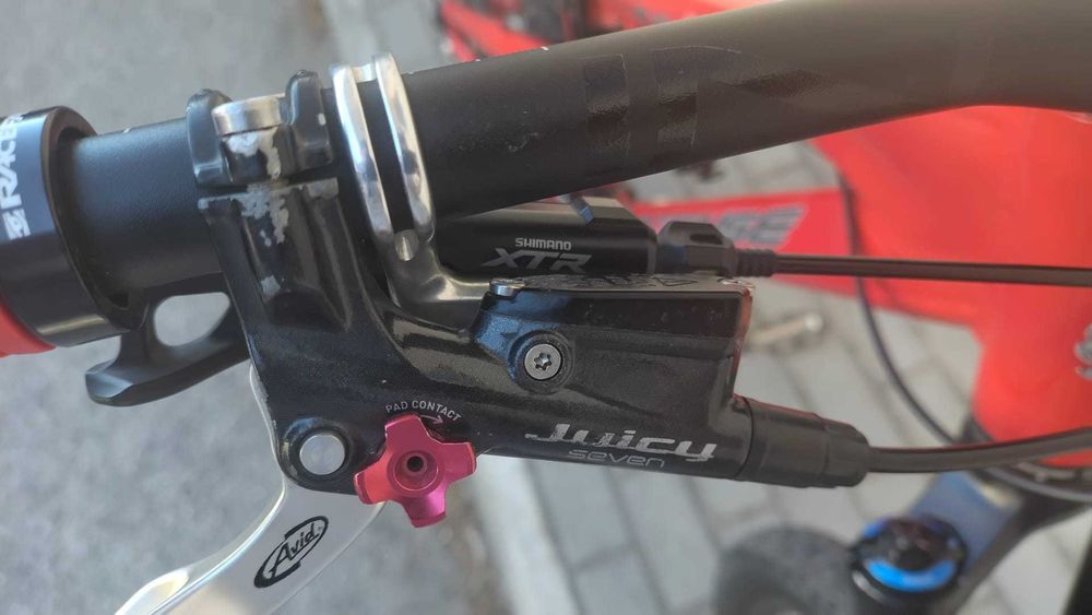 bicicleta btt/downhill
