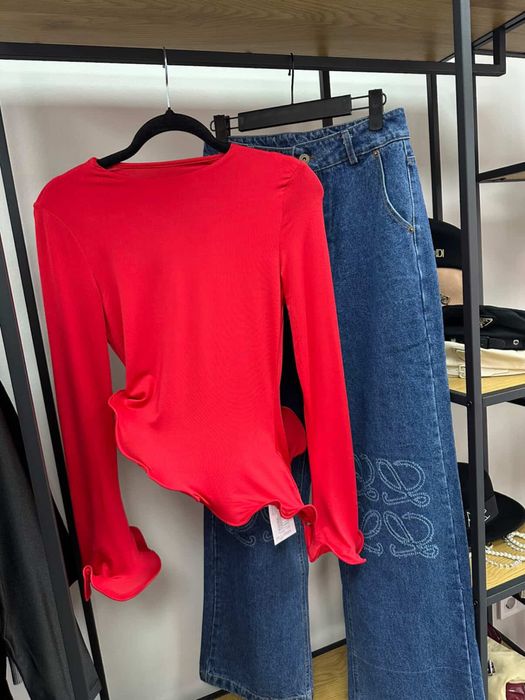 Кофта с рюшами S