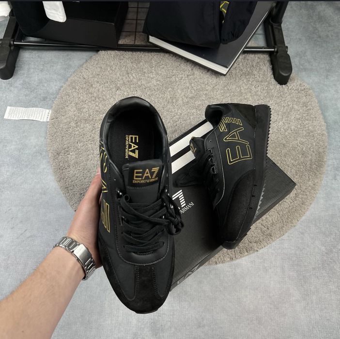 Мужские кроссовки Emporio
Armani кросівки 41-45 ампуріо армані