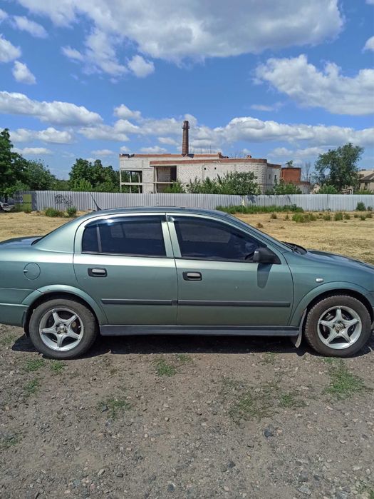 Продаеться Opel astra g