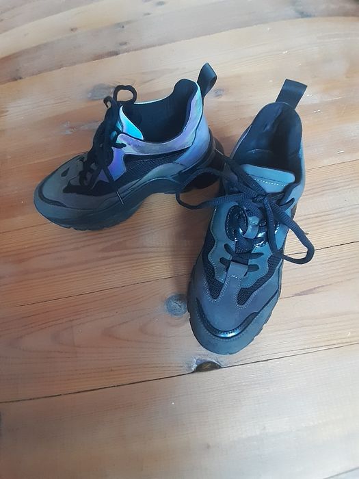 Buty  r. 38  z Croppa