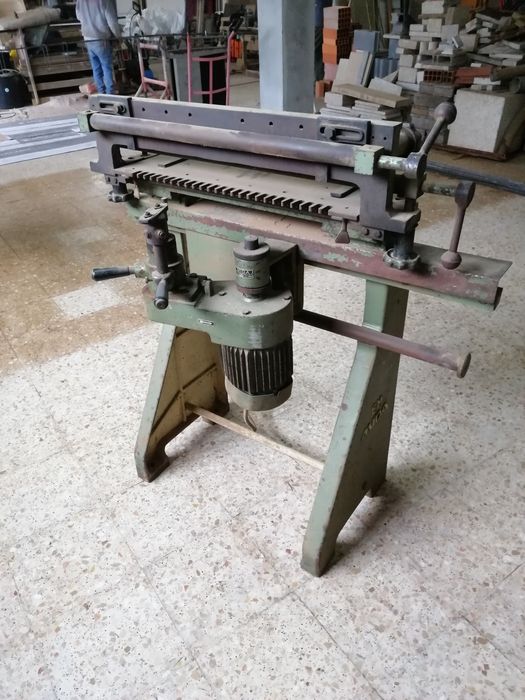 Malhetadeira, marcenaria, carpintaria, máquinas