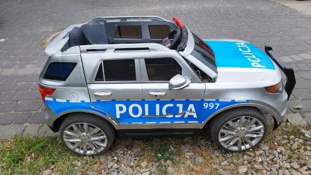 Auto policja na akumulator dla dzieci
