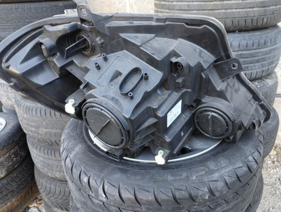 Mercedes sprinter 906 lift lampa przód lewa  Europa