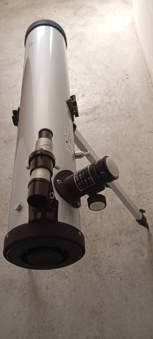 Telescópio em bom estado