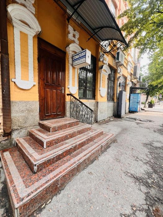 Продам комерційне приміщення 34,1 м² | Центр | Дворцова / Шульгіних